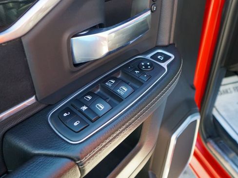 Used 2019 RAM 3500 Laramie image 17