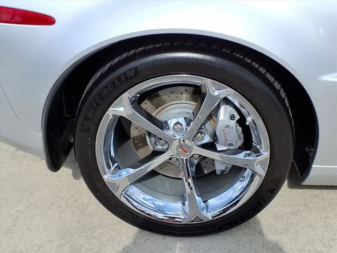 Used 2011 Chevrolet Corvette Grand Sport w/ Preferred Equipment Group image 12