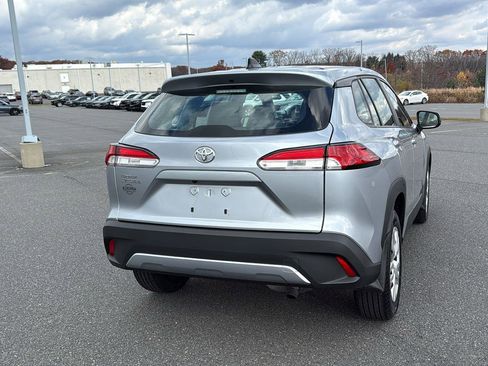 Used 2022 Toyota Corolla Cross L image 7