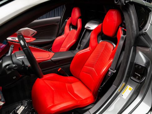 Used 2024 Chevrolet Corvette Z06 RWD image 7