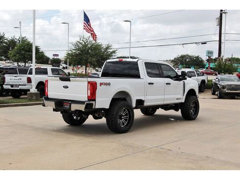 Used 2024 Ford F250 XLT w/ FX4 Off-Road Package AWD/4WD image 5