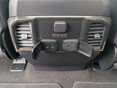 Used 2019 Ford F150 Lariat w/ Equipment Group 502A Luxury AWD/4WD image 13