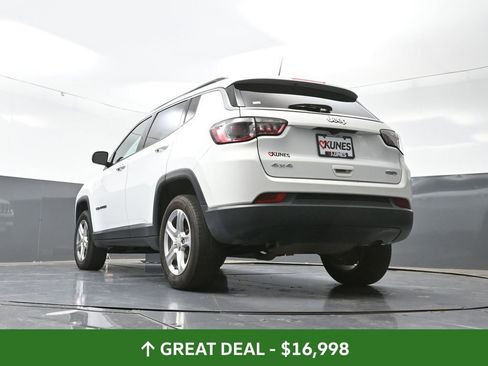 Used 2023 Jeep Compass Latitude image 57