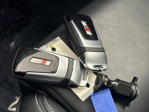 Used 2023 Audi SQ5 Premium Plus w/ Premium Plus Package image 25