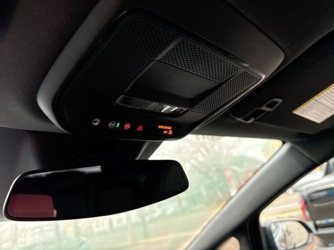 Used 2024 Chevrolet Equinox EV RS image 29