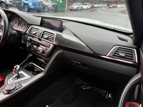 Used 2017 BMW M4 Convertible w/ Executive Package image 14