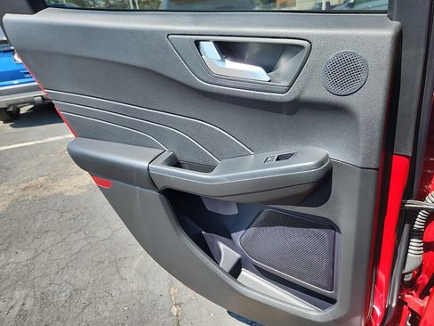 New 2024 Ford Escape SE w/ PHEV Premium Package image 18