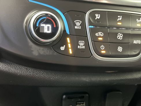 Certified 2020 Chevrolet Traverse LT w/ LT Premium Package AWD/4WD image 26
