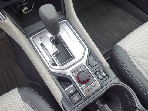 Used 2024 Subaru Forester Premium image 20