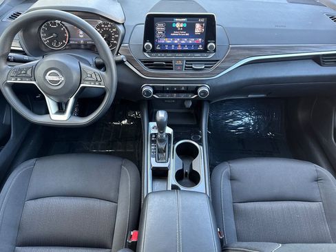 Certified 2023 Nissan Altima 2.5 SV FWD image 15