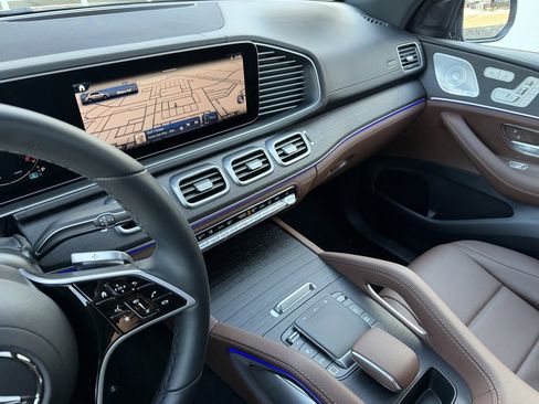 Used 2025 Mercedes-Benz GLE 450 4MATIC image 24