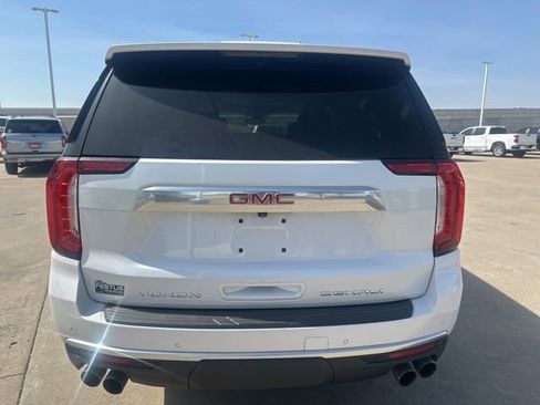 Used 2021 GMC Yukon XL Denali image 6