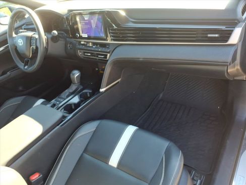 Certified 2025 Toyota Camry SE w/ Convenience Package FWD image 18