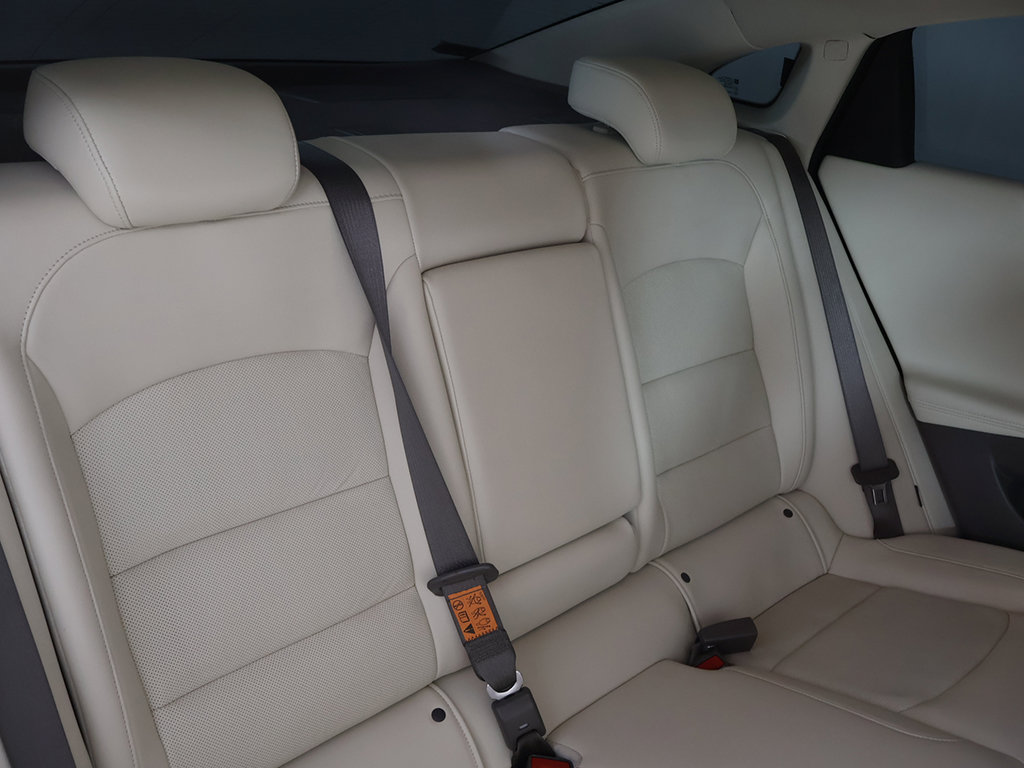Used 2024 Chevrolet Malibu LT FWD image 35