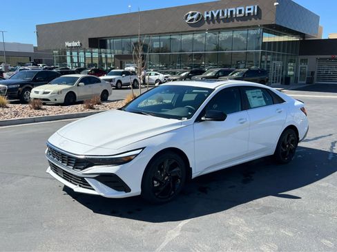 New 2026 Hyundai Elantra SEL Sport Premium image 1