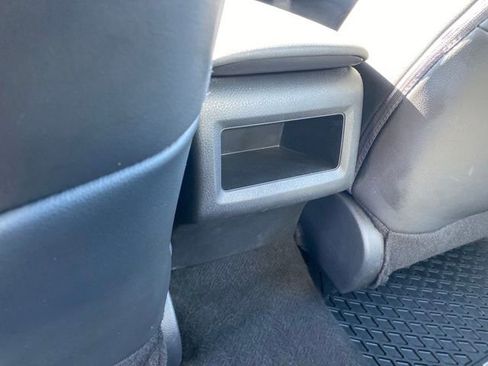 Used 2023 Toyota Camry SE image 17