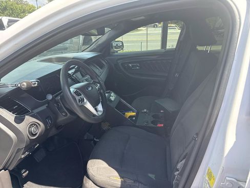 Used 2017 Ford Taurus Police Interceptor w/ Ready For The Road Package FWD image 5