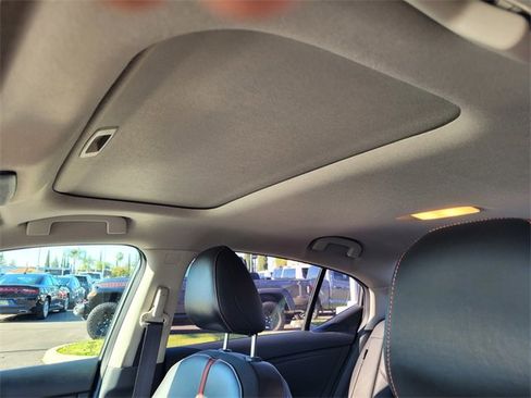 Used 2023 Nissan Sentra SR w/ SR Premium Package image 8