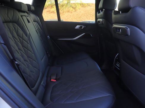 New 2026 BMW X5 xDrive40i w/ Premium Package image 21