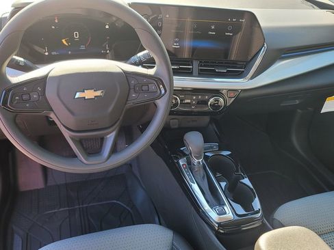 New 2026 Chevrolet Trax LT image 24
