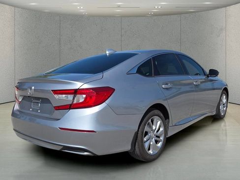 Used 2020 Honda Accord LX image 5
