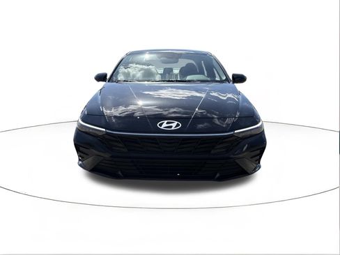 New 2026 Hyundai Elantra Sport image 8