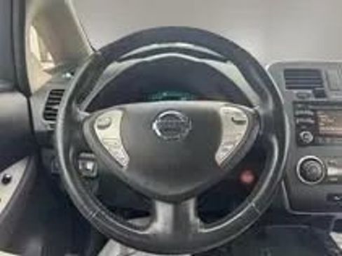 Used 2015 Nissan Leaf S w/ Charge Package FWD image 18