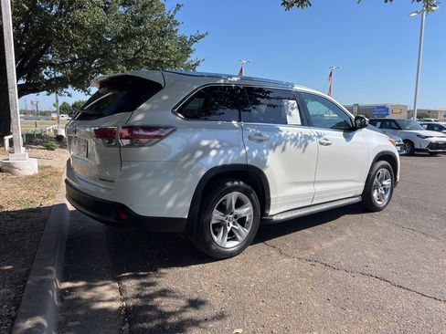 Used 2016 Toyota Highlander Limited image 7