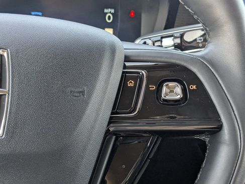 New 2026 Lincoln Corsair Reserve image 29