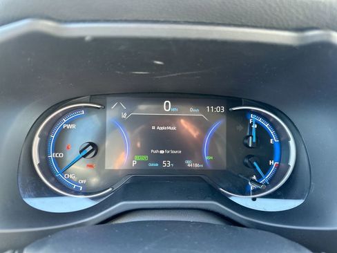 Used 2024 Toyota RAV4 XLE image 16