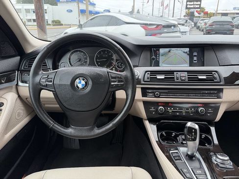 Used 2012 BMW 528i xDrive Sedan AWD/4WD image 30