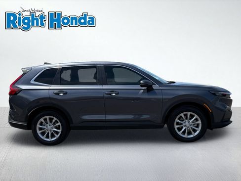 Used 2025 Honda CR-V EX-L image 9