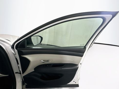 Used 2025 Hyundai Tucson SEL FWD image 32
