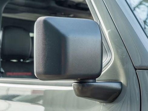 Used 2021 Jeep Gladiator Rubicon image 12