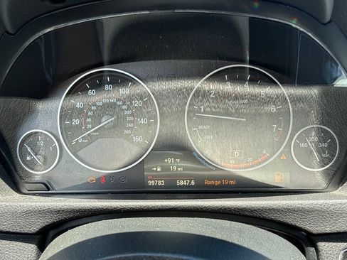 Used 2018 BMW 330i xDrive Sedan AWD/4WD image 13