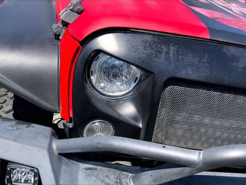 Used 2017 Jeep Wrangler Unlimited Rubicon AWD/4WD image 25