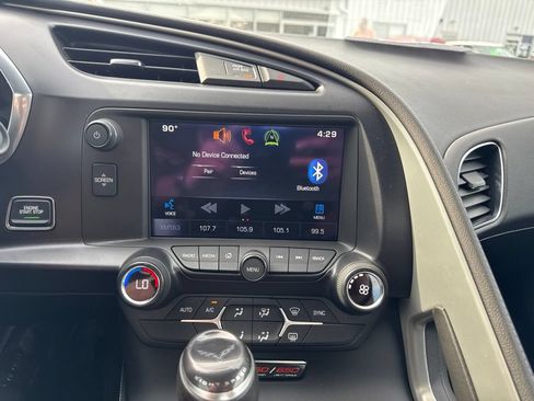 Used 2015 Chevrolet Corvette Z06 RWD image 9