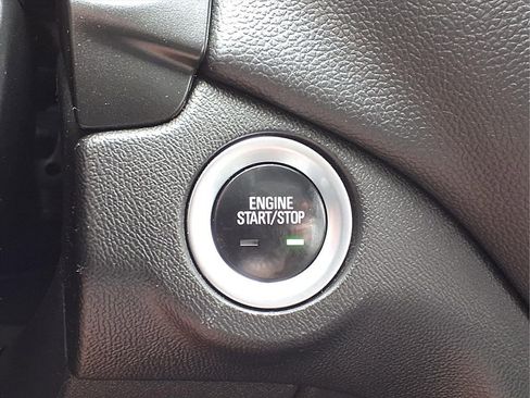 Used 2021 Chevrolet Equinox LT FWD image 13
