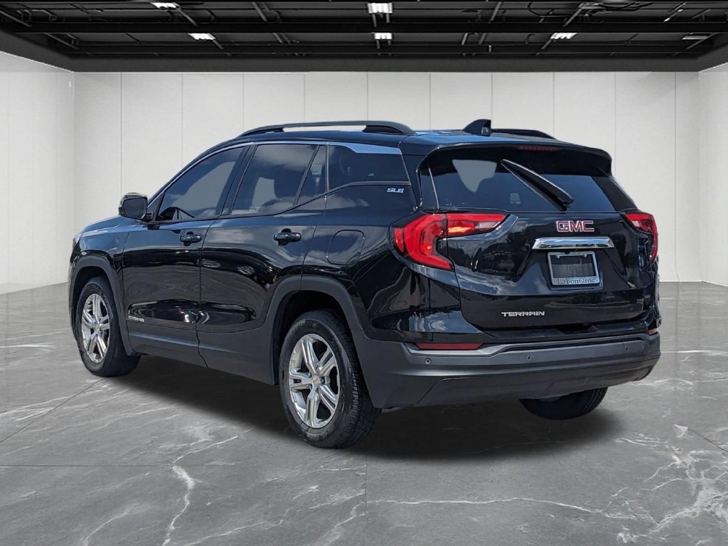 Used 2018 GMC Terrain SLE w/ Driver Convenience Package FWD image 3