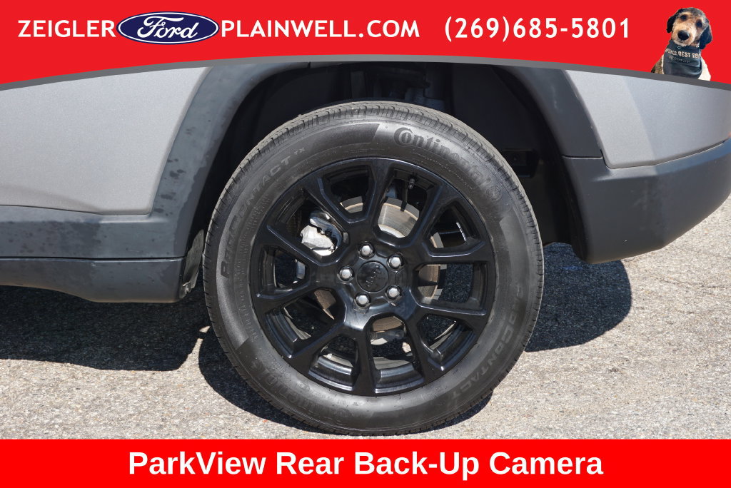 Used 2023 Jeep Compass Latitude AWD/4WD image 9