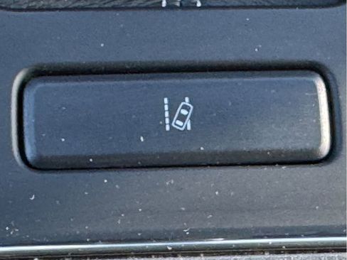 Used 2019 Ford F150 Raptor w/ Equipment Group 802A Luxury image 26