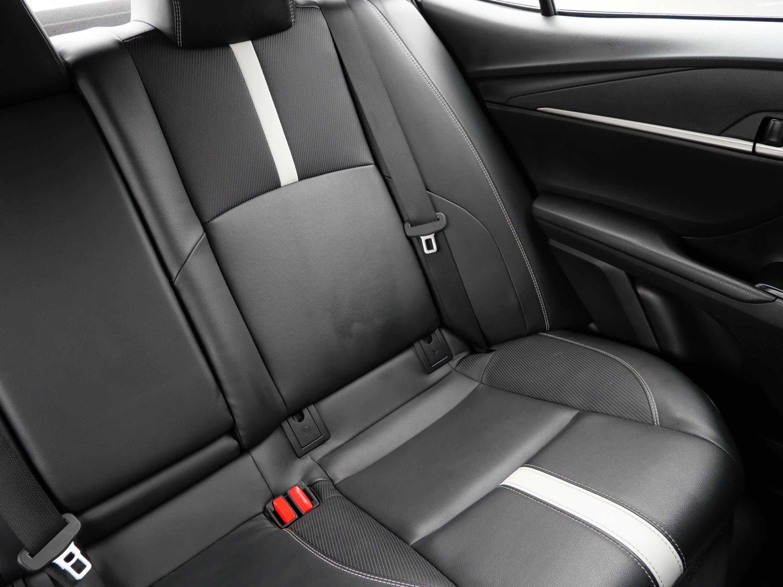 Certified 2025 Toyota Camry SE FWD image 14