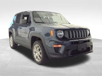 Used 2023 Jeep Renegade Latitude AWD/4WD video 2