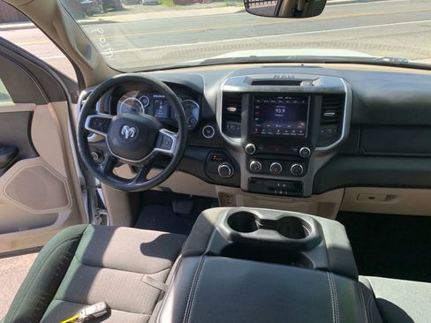 Used 2019 RAM 1500 Big Horn image 12