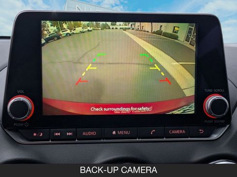 Used 2025 Nissan Sentra SV image 18