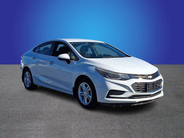 Used 2016 Chevrolet Cruze LT w/ Convenience Package FWD image 3