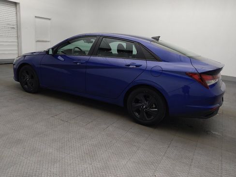 Used 2022 Hyundai Elantra SEL image 3