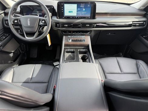 New 2026 Lincoln Aviator Reserve image 8