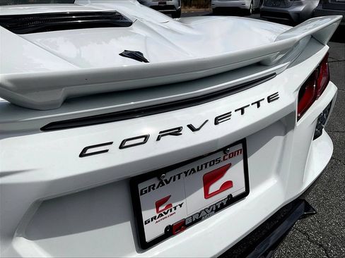 Used 2023 Chevrolet Corvette Stingray Premium Conv w/ Z51 Performance Package RWD image 18