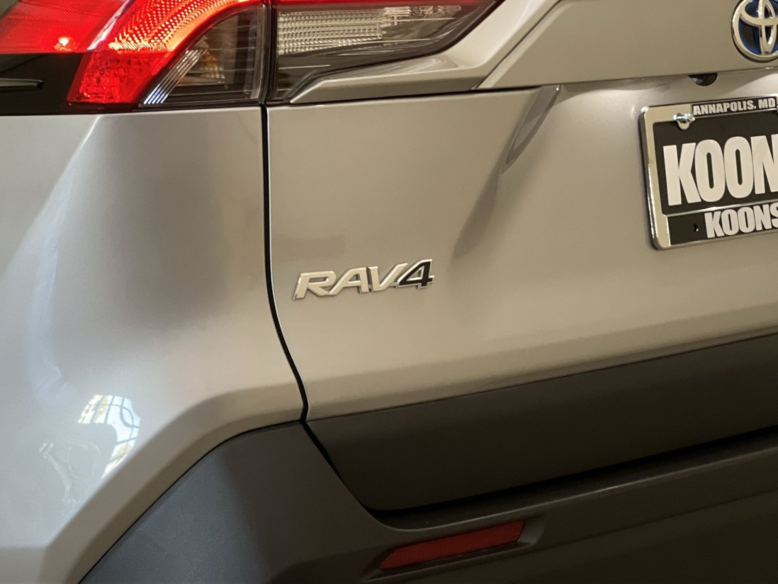 Used 2023 Toyota RAV4 XLE w/ Convenience Package AWD/4WD image 30